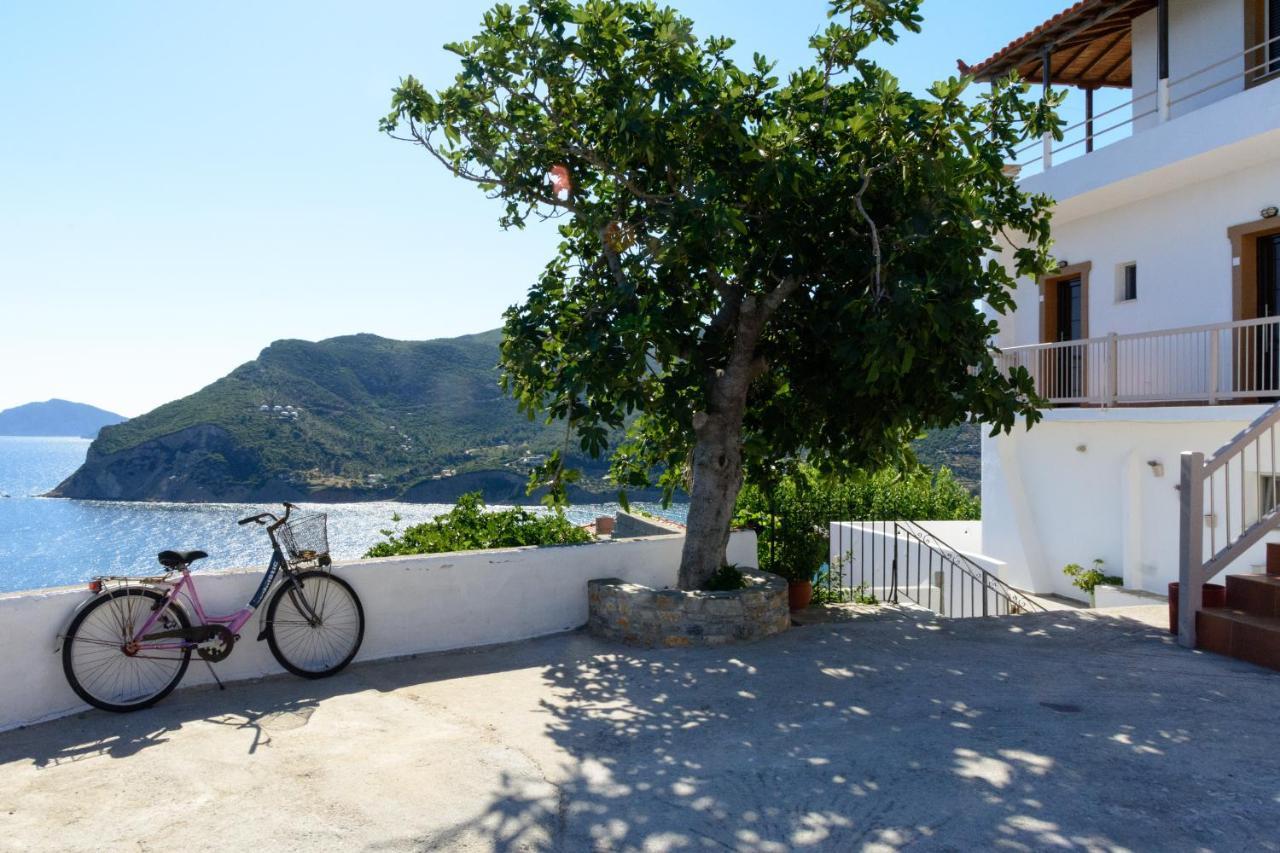 Tsoukalaria Studios Skopelos Town Exterior photo