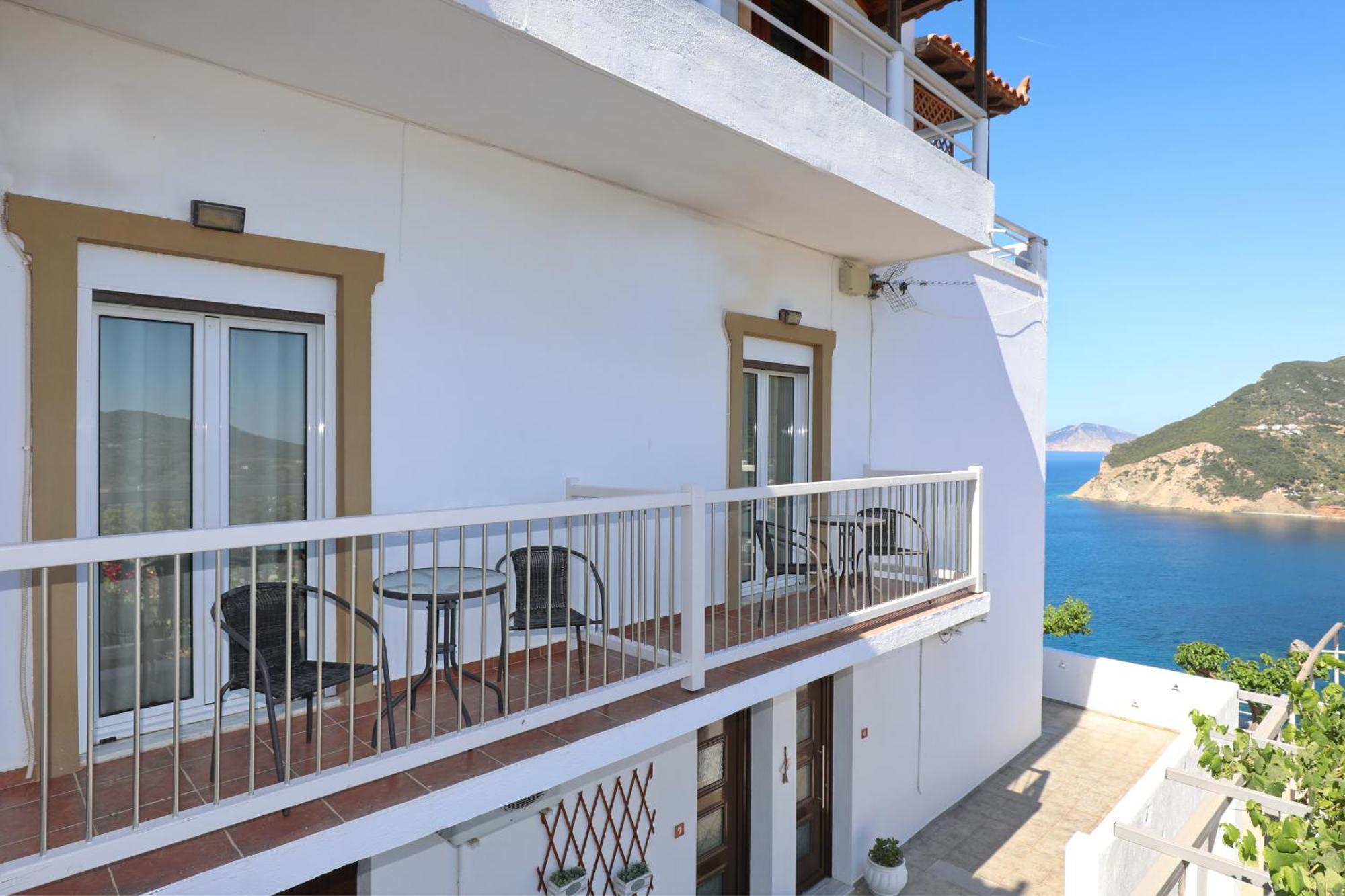 Tsoukalaria Studios Skopelos Town Exterior photo