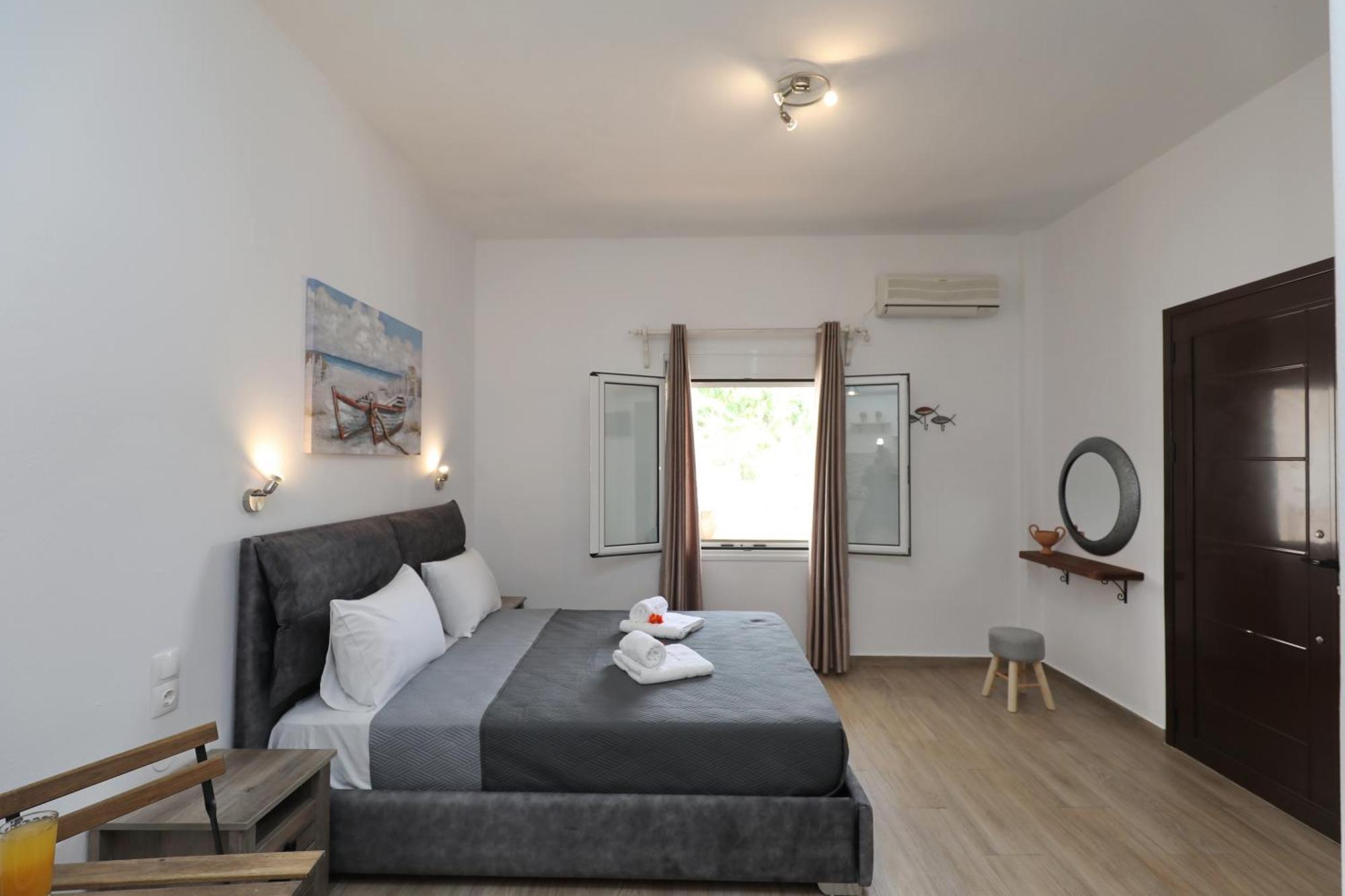 Tsoukalaria Studios Skopelos Town Exterior photo